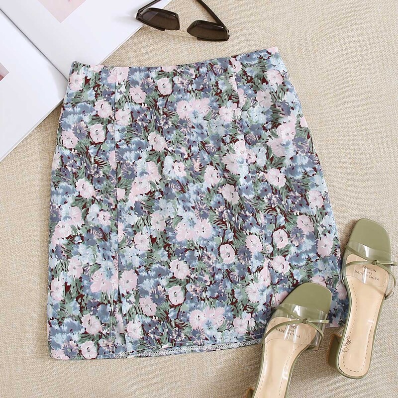 

M-slit Hem Floral Skirt, Multicolor