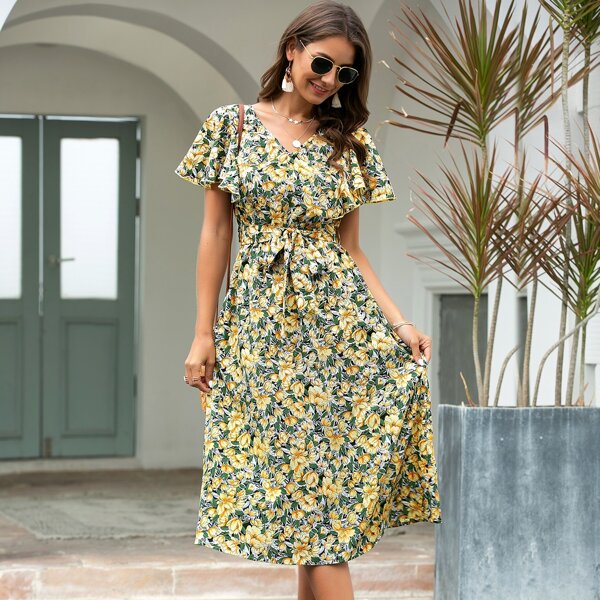 

Платье с поясом и цветочным принтом, Многоцветный