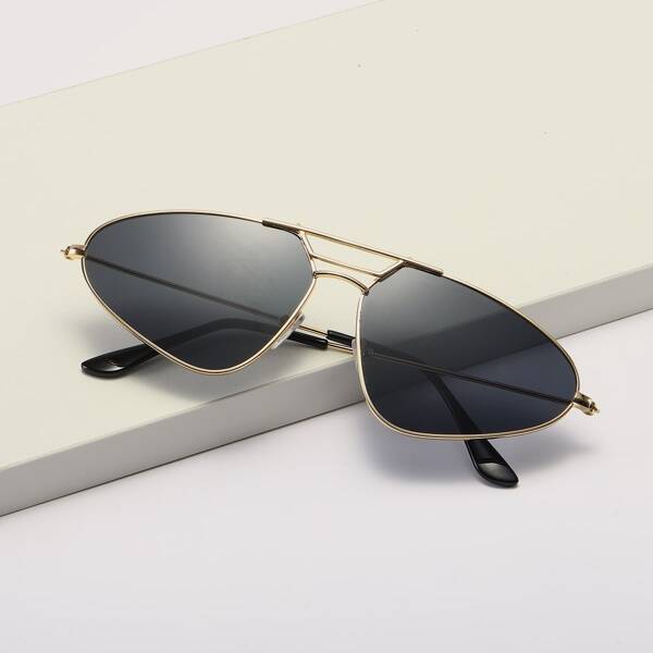 

Top Bar Metal Frame Sunglasses with Case, Black