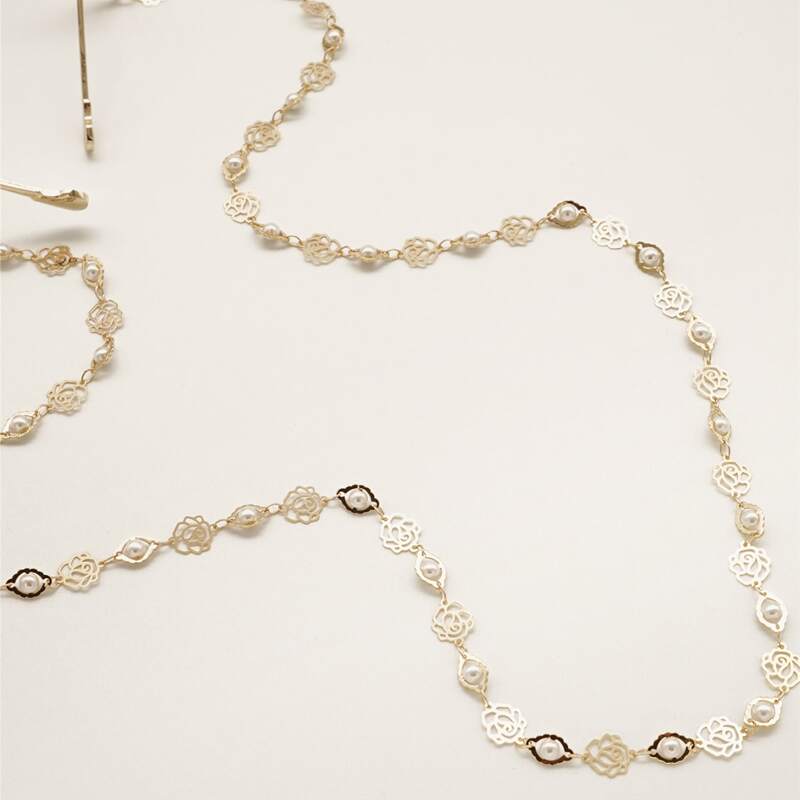 

Faux Pearl & Hollow Out Floral Decor Glasses Chain, Gold