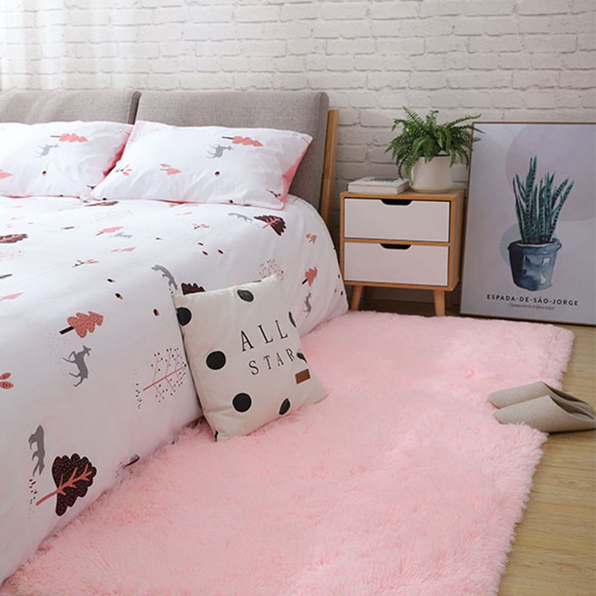 

1pc Solid Plush Floor Mat, Pink