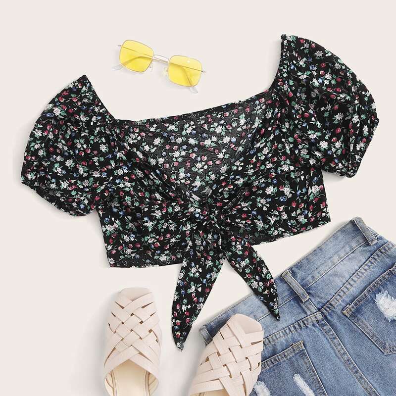 

Ditsy Floral Knot Front Crop Top, Multicolor