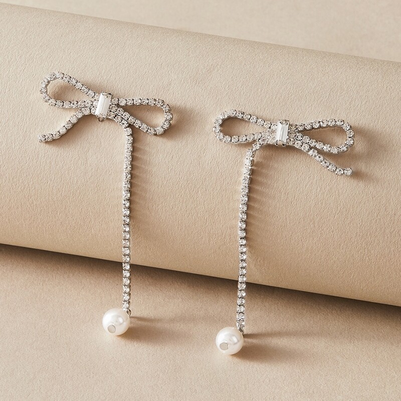 

1pair Rhinestone Engraved Bow & Faux Pearl Decor Drop Earrings, Silver