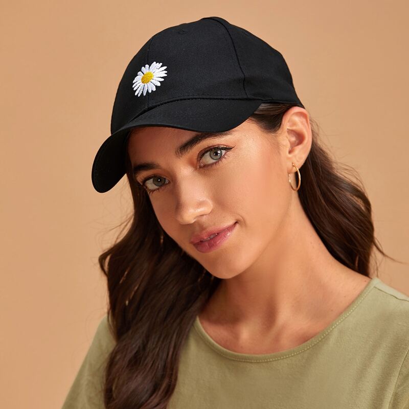 

Daisy Embroidery Baseball Cap, Black