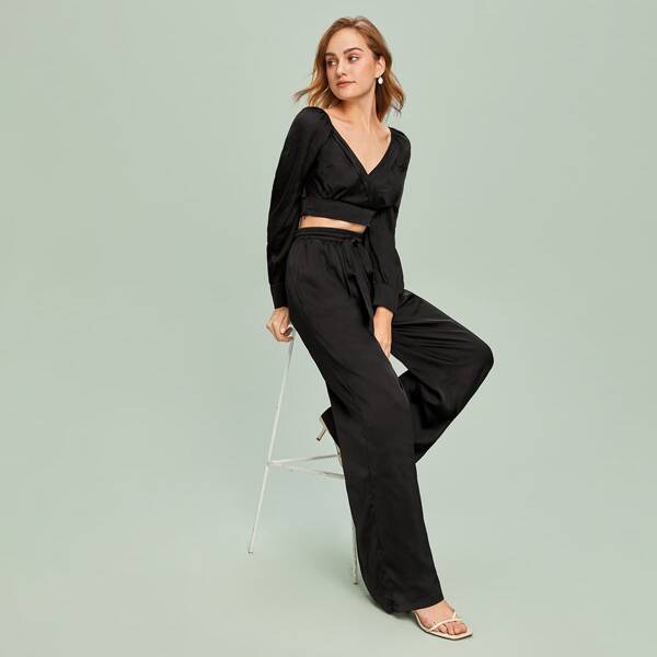 

Surplice Neck Crop Top & Elastic Waist Palazzo Pants Set, Black