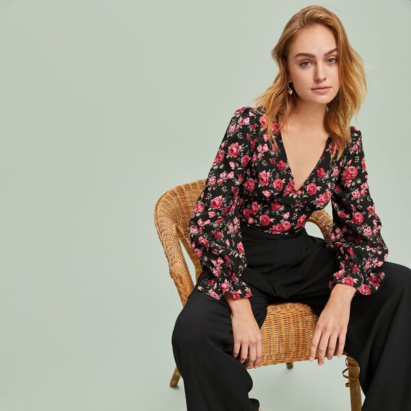 

Ruffle Trim Tie Back Floral Crop Top, Multicolor