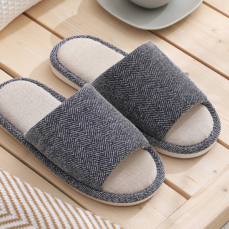 

Guys Wide Fit Slippers, Grey