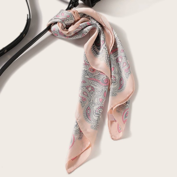 

Paisley Pattern Bandana, Multicolor