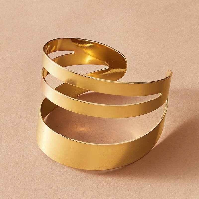 

1pc Hollow Out Cuff Bracelet, Gold