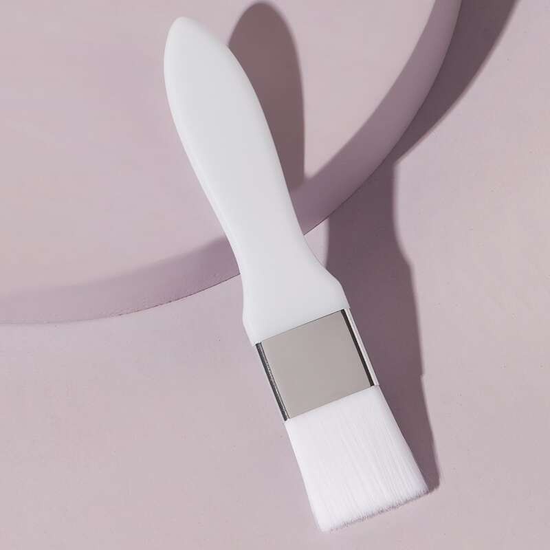 

Two Tone Handle Facial Sheet Brush, White