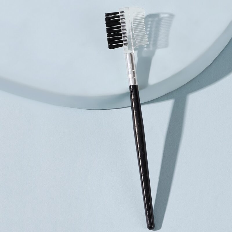 

Two Tone Handle Lash And Brow Comb, Black