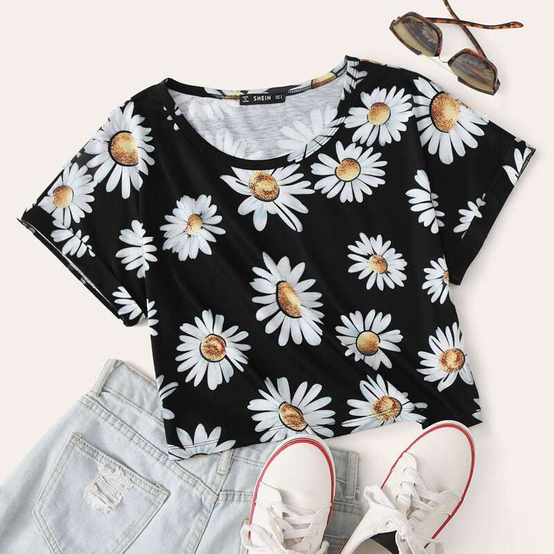 

Floral Print Cuffed Crop Top, Black and white