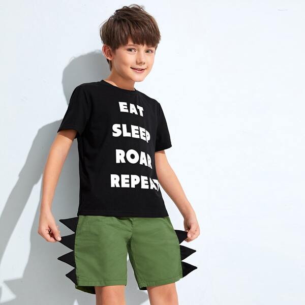 

Boys Letter Graphic Tee & Triangle Trim Shorts Set, Multicolor