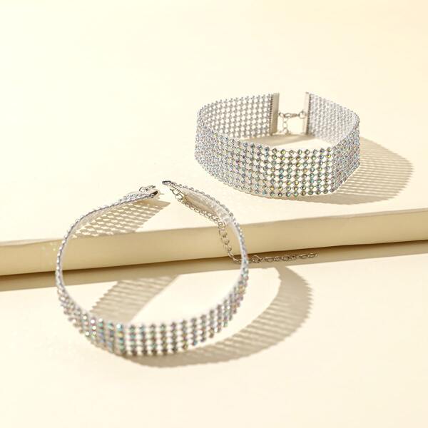 

2pcs Girls Rhinestone Engraved Choker, Silver
