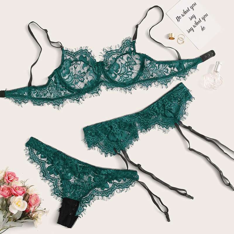 

Floral Lace Underwire Garter Lingerie Set, Green