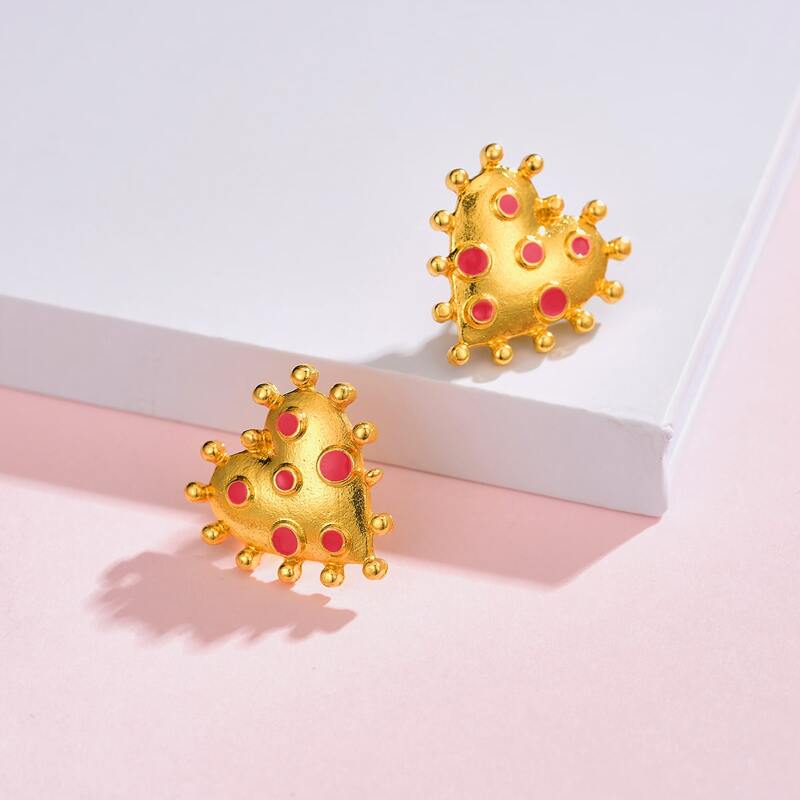 

1pair Heart Shaped Stud Earrings, Gold