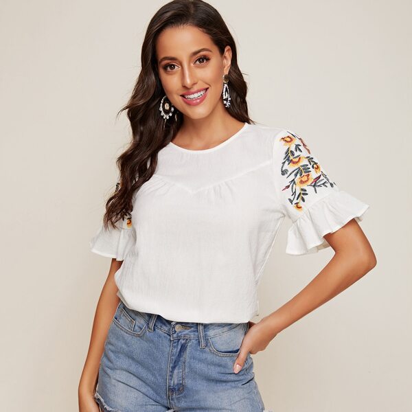 

Flounce Sleeve Floral Embroidered Top, White