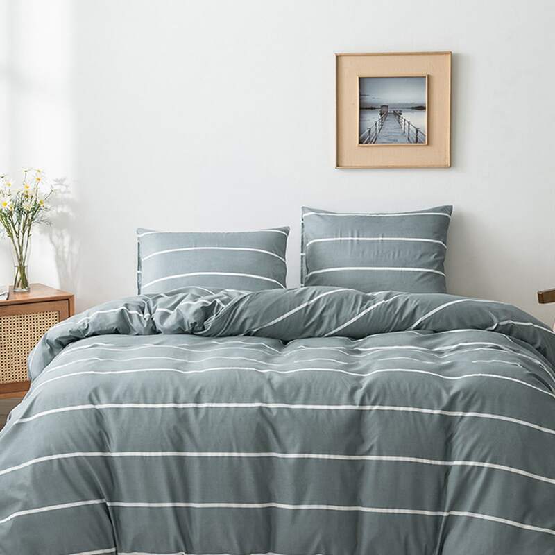 

Stripe Pattern Bedding Sets Without Filler, Grey