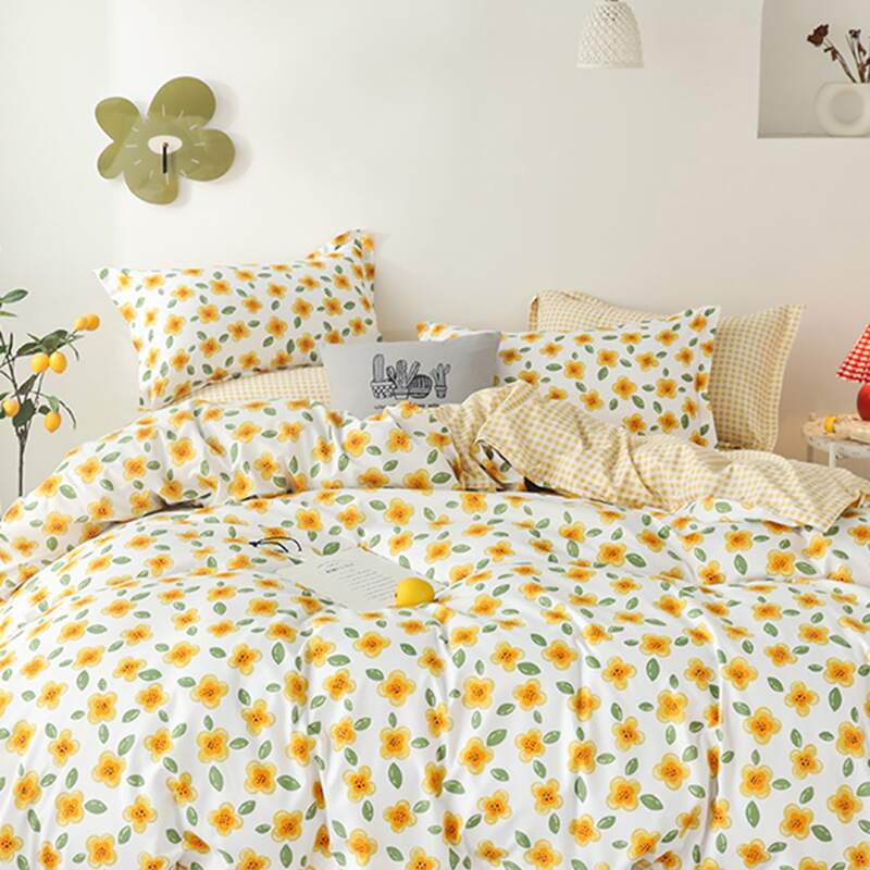 

Flower Overlay Print Bedding Sets Without Filler, Yellow