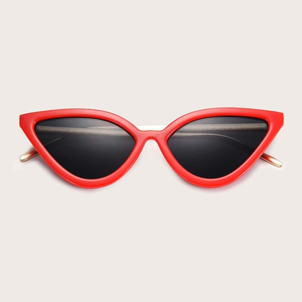 

Cat Eye Sunglasses With Case