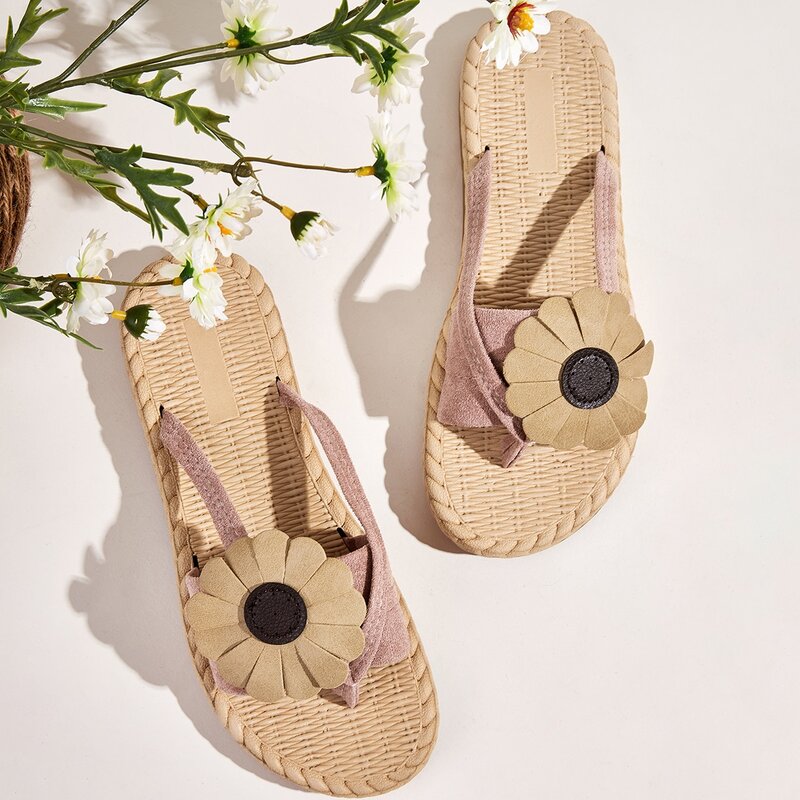 

Floral Toe Post Flat Sliders, Multicolor