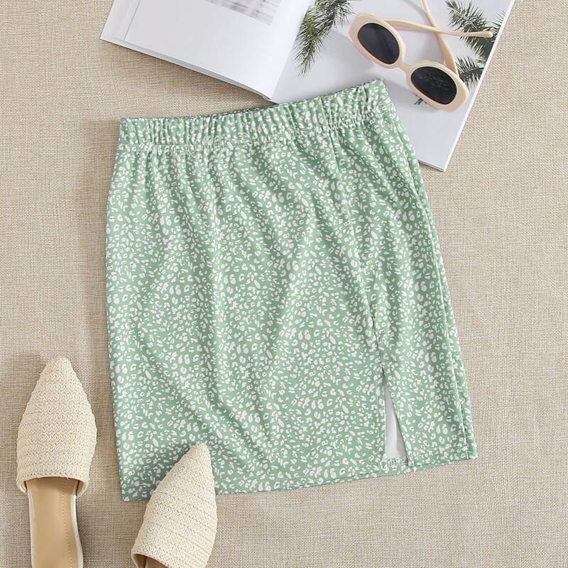 

Slit Hem All Over Print Skirt, Green