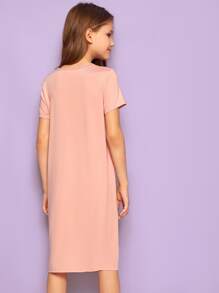 SHEIN 女孩睫毛和標語圖案睡衣