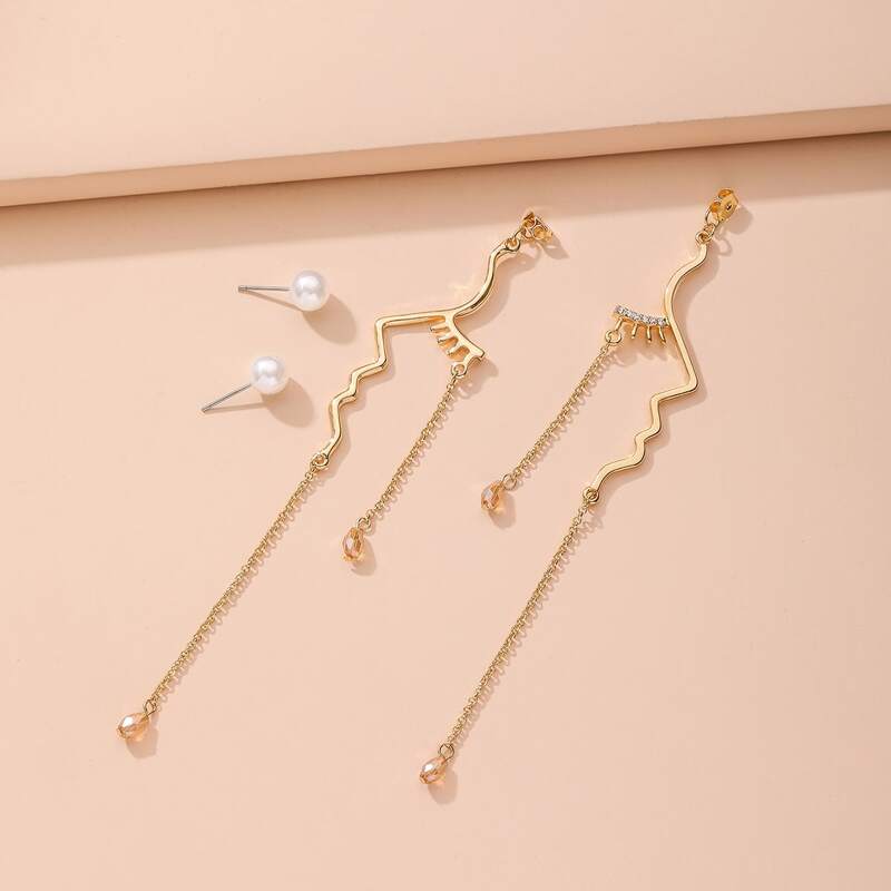

1pair Rhinestone Engraved Faux Pearl Decor Drop Earrings, Gold