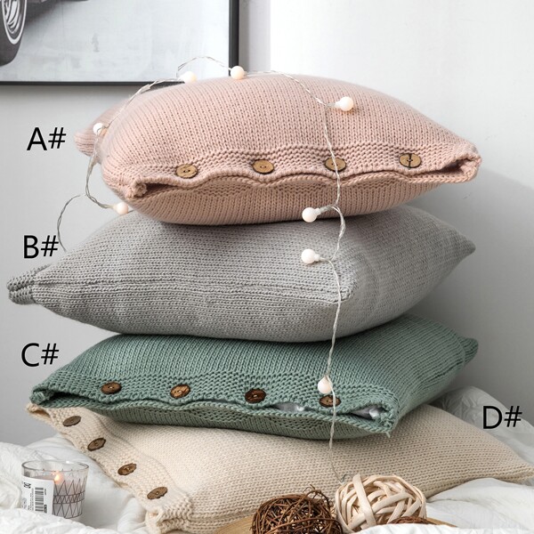 

1pc Button Detail Knit Cushion Cover Without Filler, Multicolor