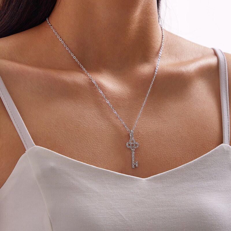 

1pc Rhinestone Engraved Key Design Necklace, Silver