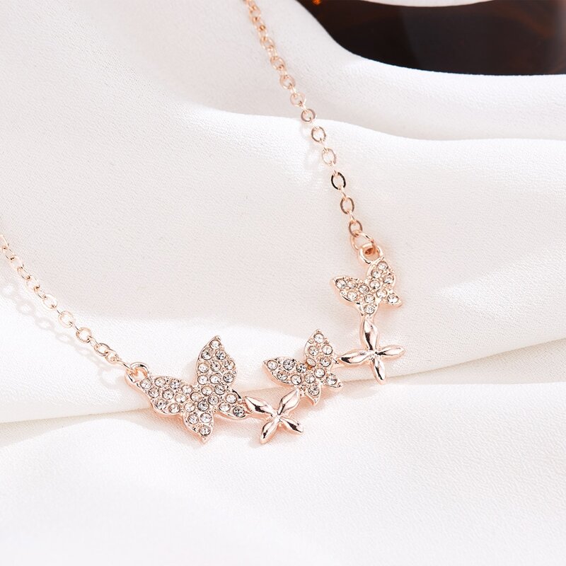 

1pc Rhinestone Engraved Butterfly Decor Necklace, Gold