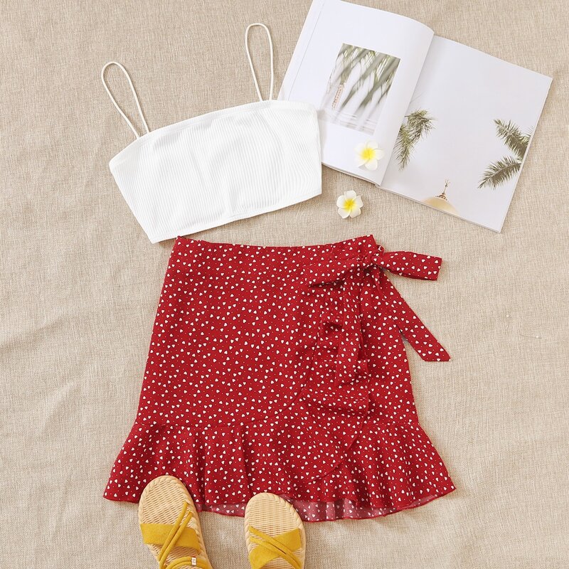 

Crop Cami Top & Heart Print Ruffle Trim Wrap Tie Side Skirt Set, Multicolor