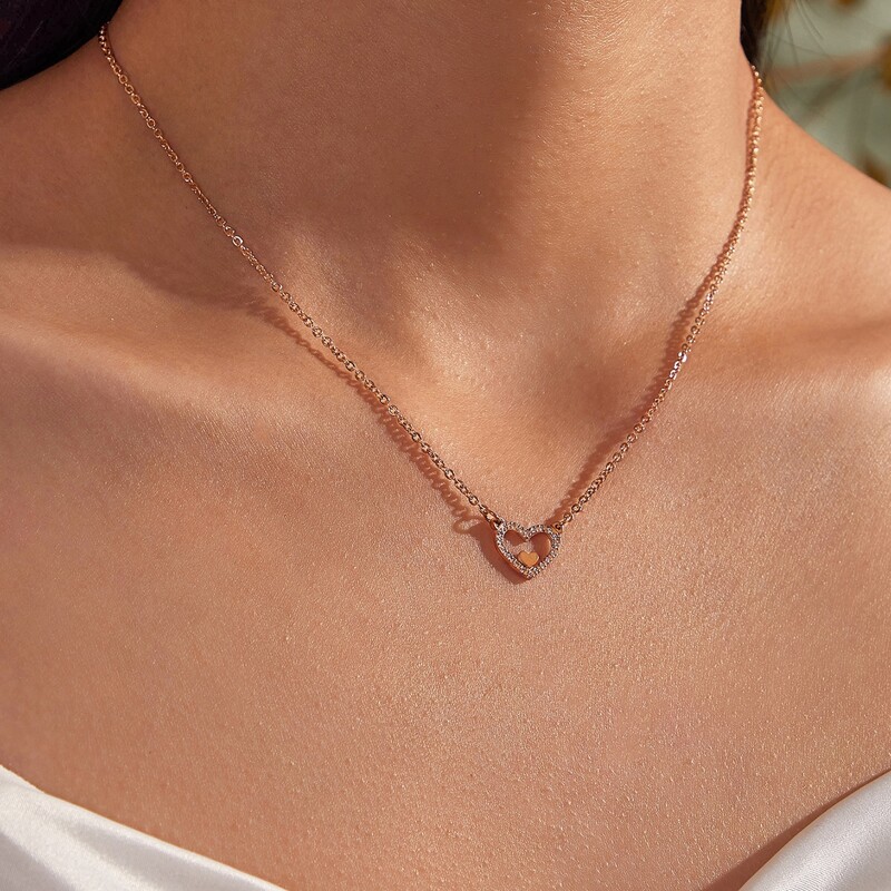 

1pc Rhinestone Decor Heart Charm Necklace, Gold