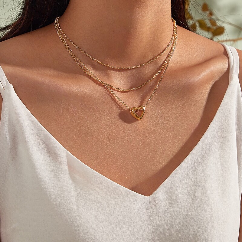 

1pc Heart Charm Layered Necklace, Gold