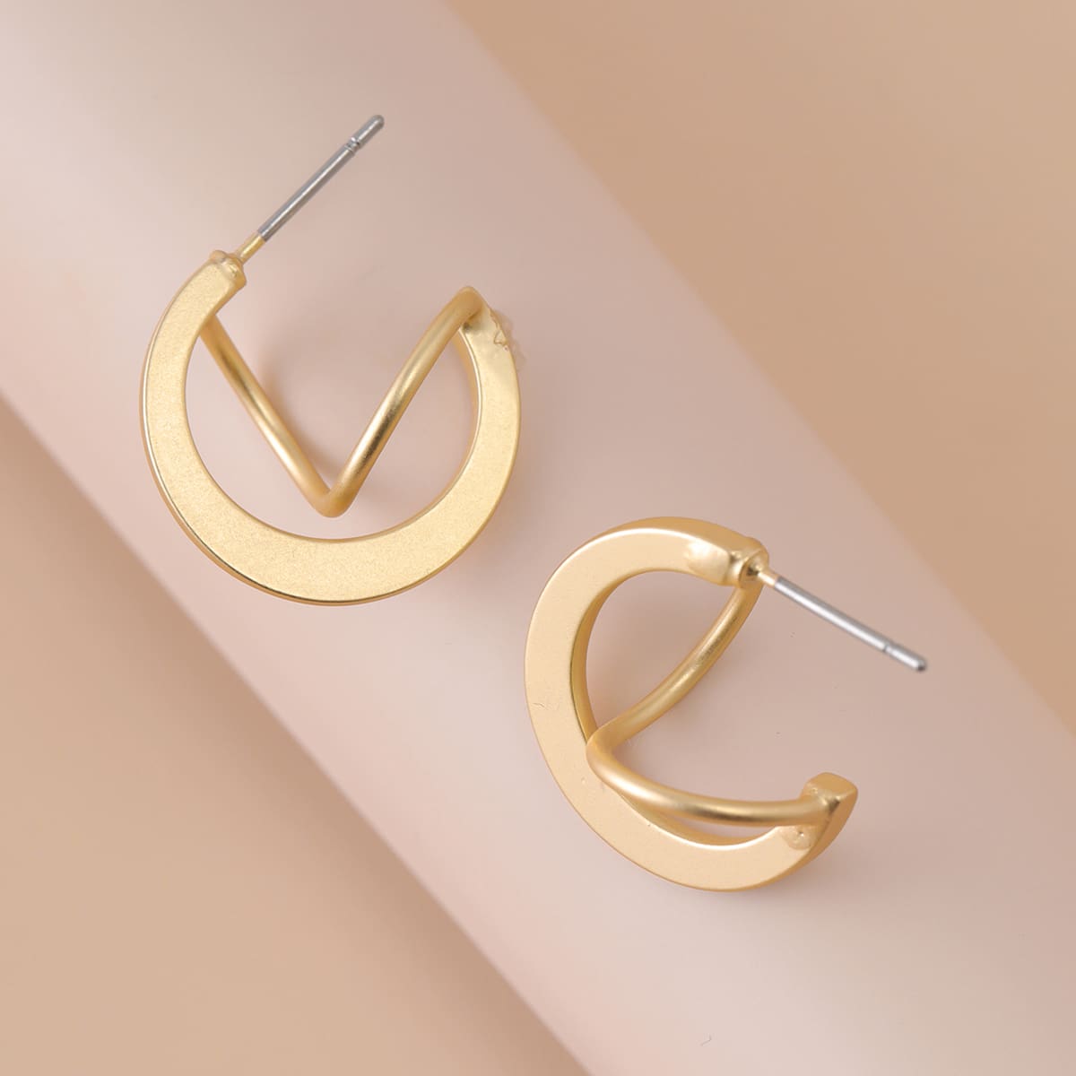 

1pair Simple Geometric Stud Earrings, Gold