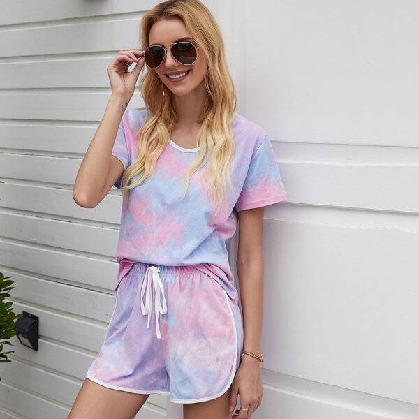 

Tie Dye Contrast Binding Tee & Dolphin Shorts, Multicolor