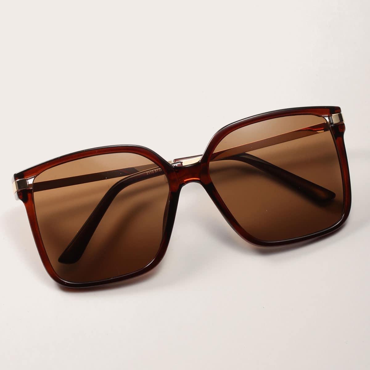 

Square Frame Sunglasses With Case, Brown