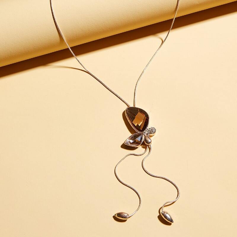 

1pc Gemstone Engraved Butterfly Design Necklace, Multicolor