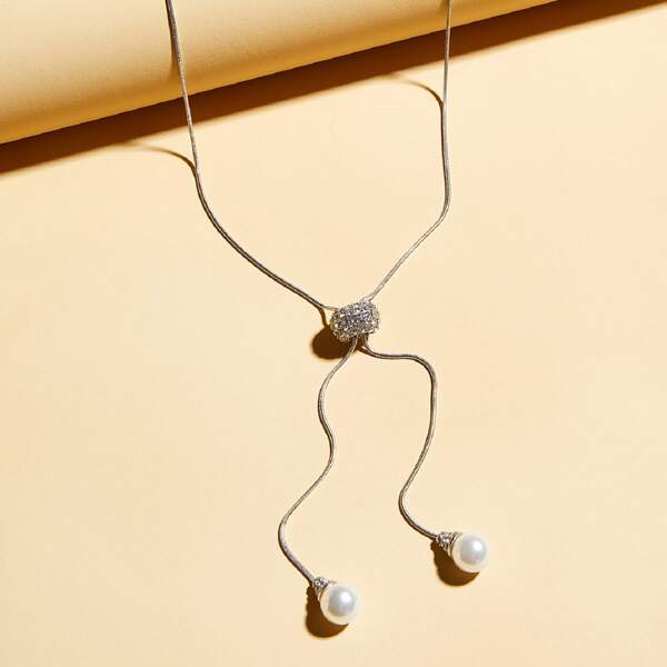 

1pc Faux Pearl Decor Rhinestone Engraved Necklace, Silver
