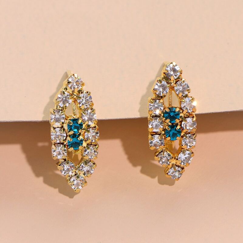 

1pair Rhinestone Engraved Earrings, Multicolor