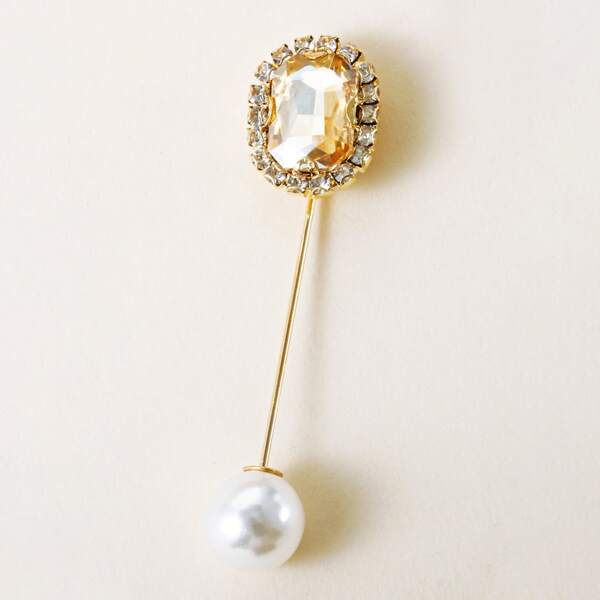 

1pc Gemstone Engraved Faux Pearl Decor Brooch, Multicolor