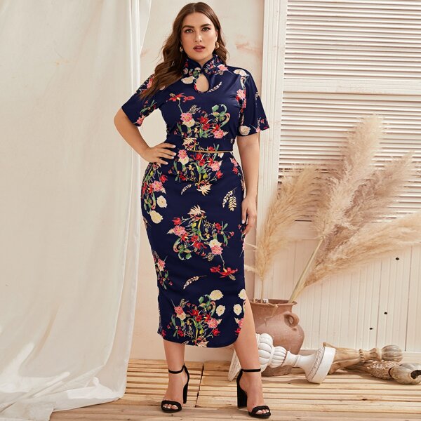 

Plus Floral Print Keyhole Neck Top & Pencil Skirt, Navy blue