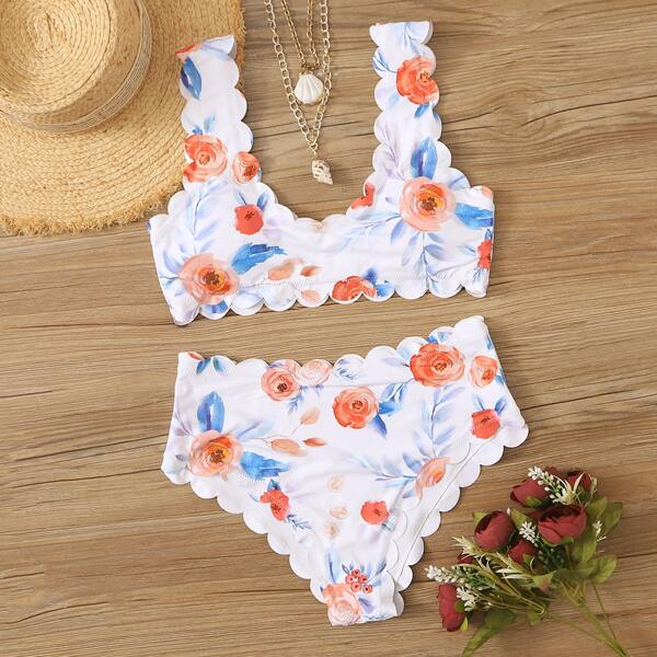 

Floral Scallop Trim Bikini Swimsuit, Multicolor