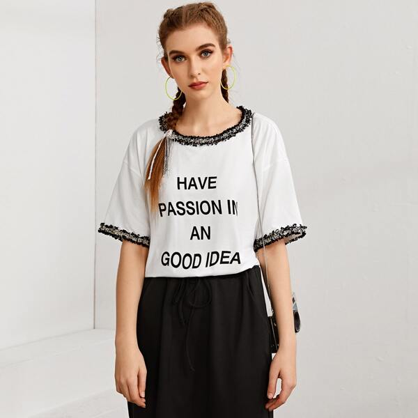 

Contrast Trim Slogan Graphic Top, White