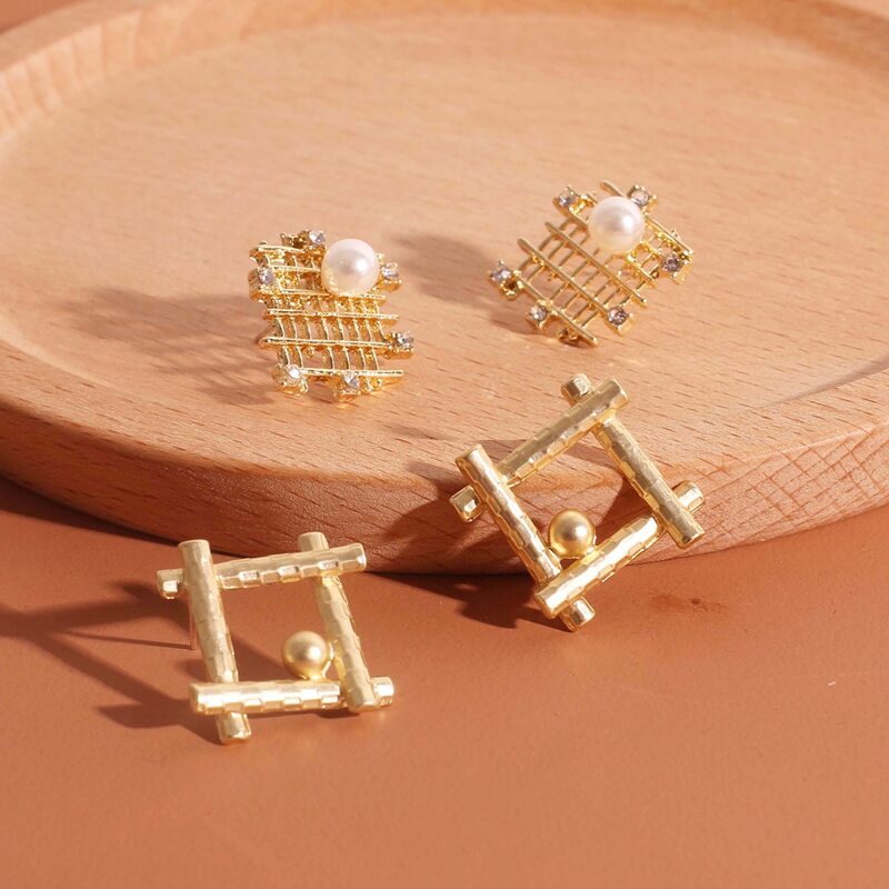 

Geometric Stud Earrings, Gold