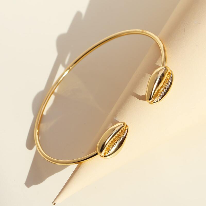 

1pc Shell Decor Cuff Bangle, Gold