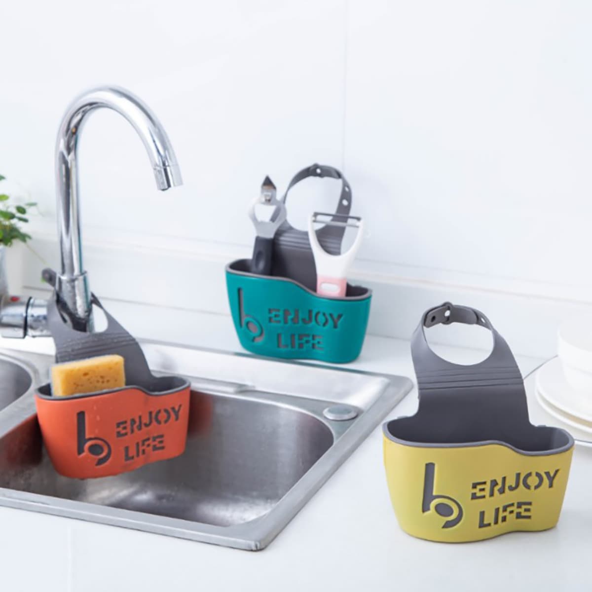 

1pc Kitchen Hanging Storage Basket, Multicolor
