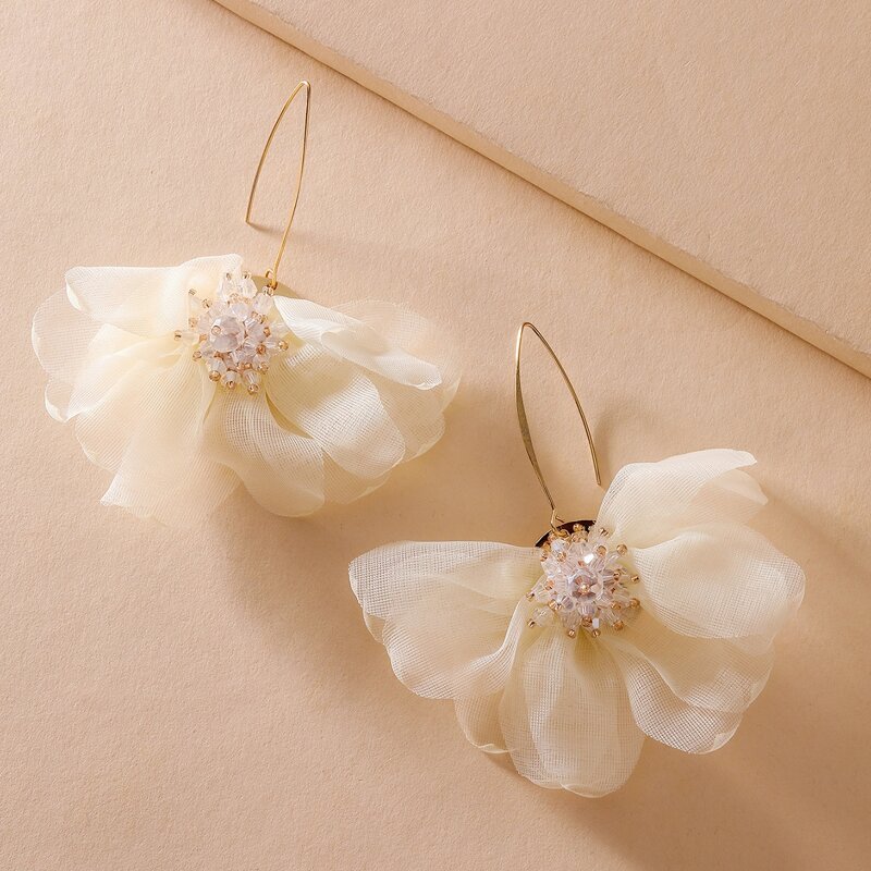 

Floral Decor Drop Earrings, White