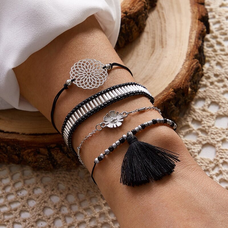 

4pcs Floral & Tassel Decor Bracelet, Multicolor