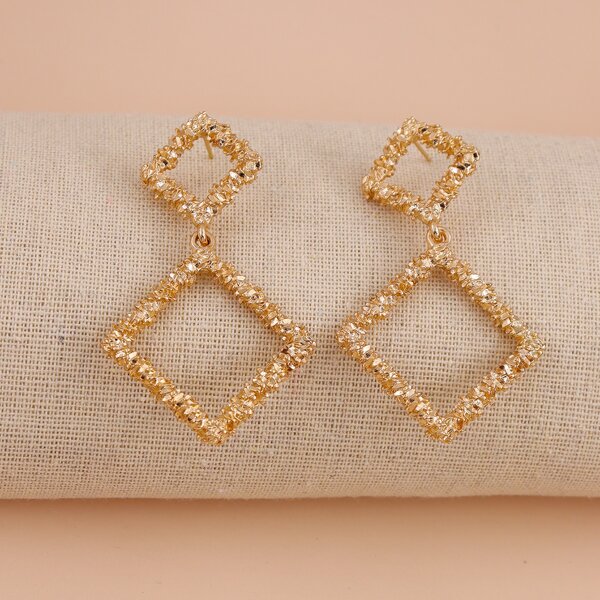 

Metal Geometric Drop Earrings, Gold